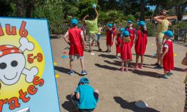 Activité jeux extérieurs au Club Enfants du Bois Masson